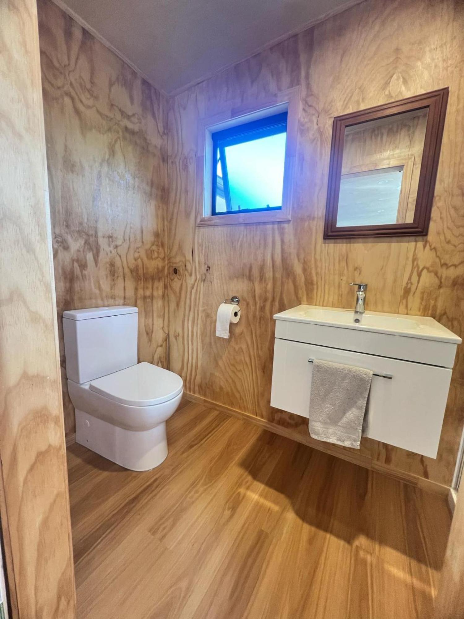 Mangawhai Room And Studio Εξωτερικό φωτογραφία